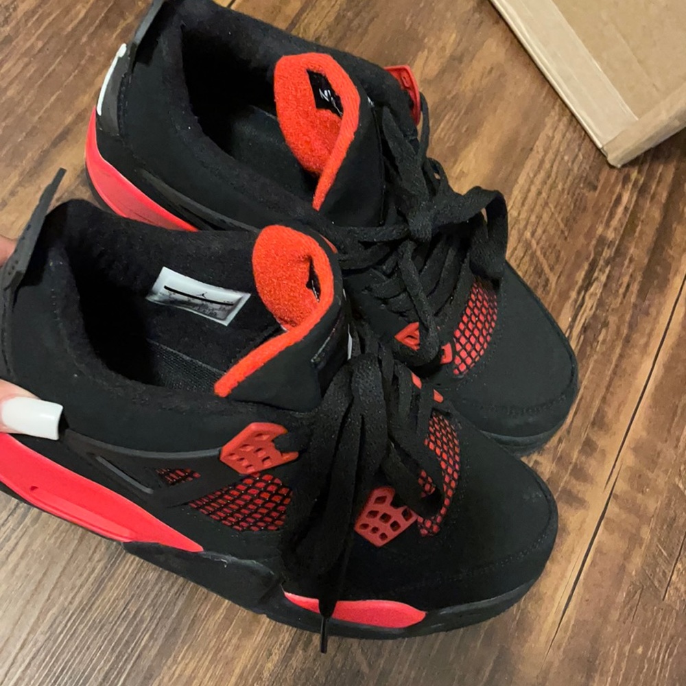 Jordan 4s worn once